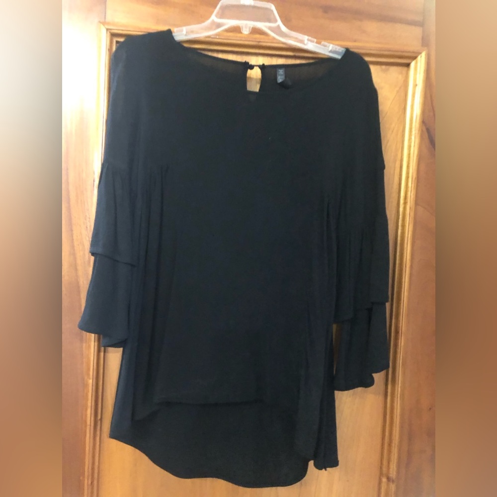Lapis blouse black Size M 3/4 ruffled sleeve